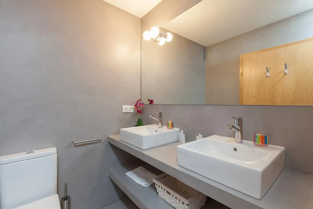 Lodging Apartments Beach Apartment Villa Olimpica Barcelona Spain