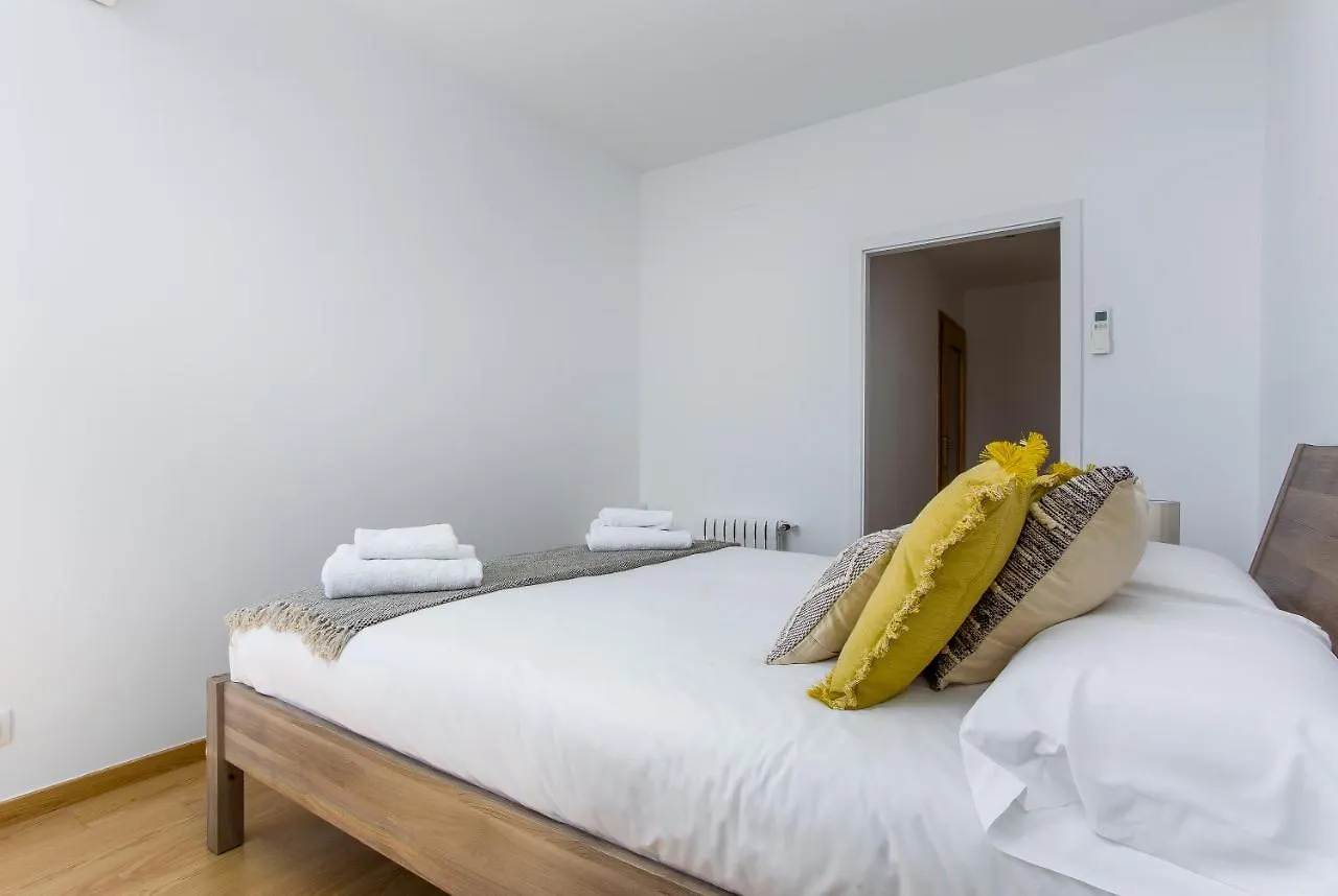 Lodging Apartments Beach Apartment Villa Olimpica Barcelona